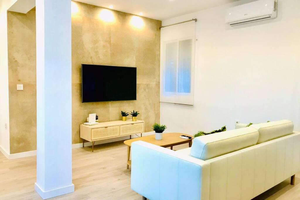 Andalucia I & Balcony By Ele Apartments Malaga Zewnętrze zdjęcie